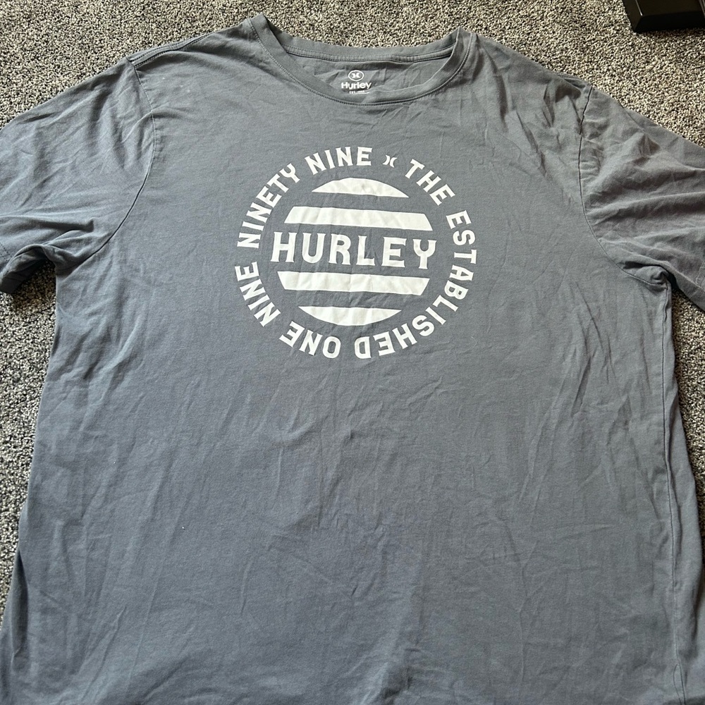 Men’s gray Hurley shirt